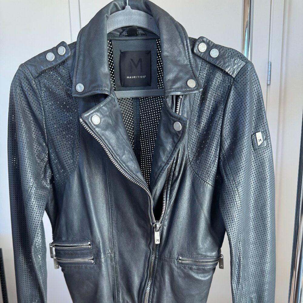 Mauritius Women's Black Leather Motorcycle Jacket